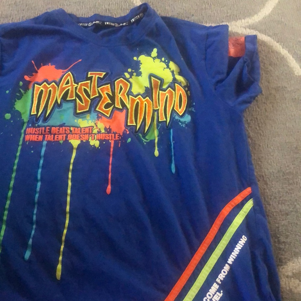 Tee shirt